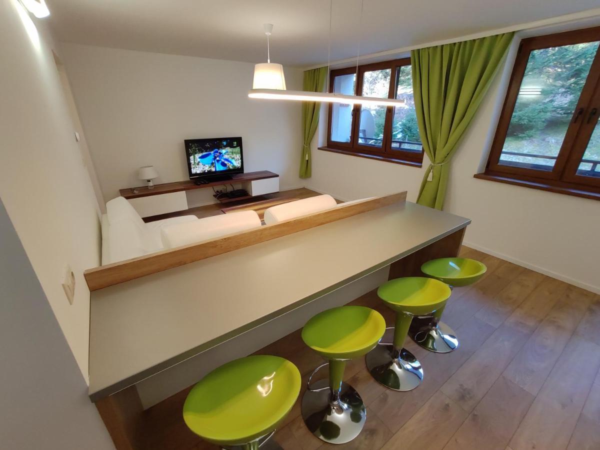 Apartman Anna 데마노브스카돌리나 외부 사진